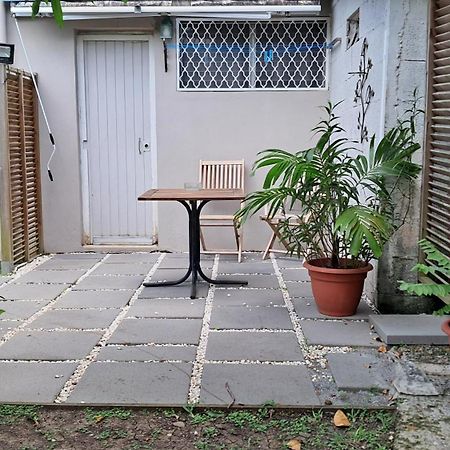 Agreable F2, Jardin, Garage, Fibre, Clim Ch Apartment Fort-de-France Exterior photo